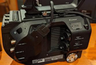  Sony PXW-FS7 M1 XDCAM Super 35 Camera  w/XDCA Extension Unit