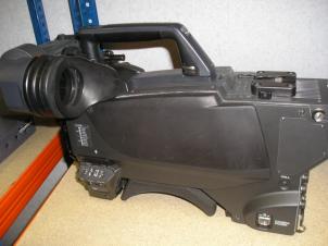 SONY HDC-1550 Camera with SONY HDVF-20A