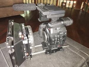 Canon EOS C300 Cinema EOS Camcorder Shooters Pkg. (EF Lens Mount) 