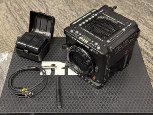RED DIGITAL CINEMA V-RAPTOR 8K VV DSMC3 Camera RF Black  