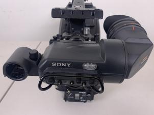 Sony PMW-500 3 2/3-inch HD Camcorder Low Hours!