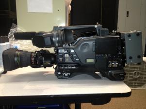 Sony PDW-F800 XDCAM HD422 2/3" 3CCD Camera