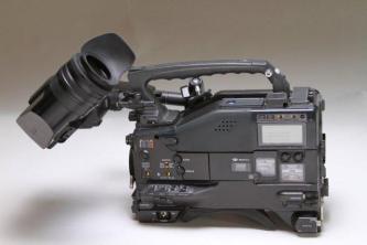 Sony HDW-F900R CineAlta 24P HDCAM Camcorder