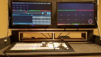 NewTek TriCaster 860 Live Video Production System with Control Surface with 3Play 440 and Chryon LyricIP